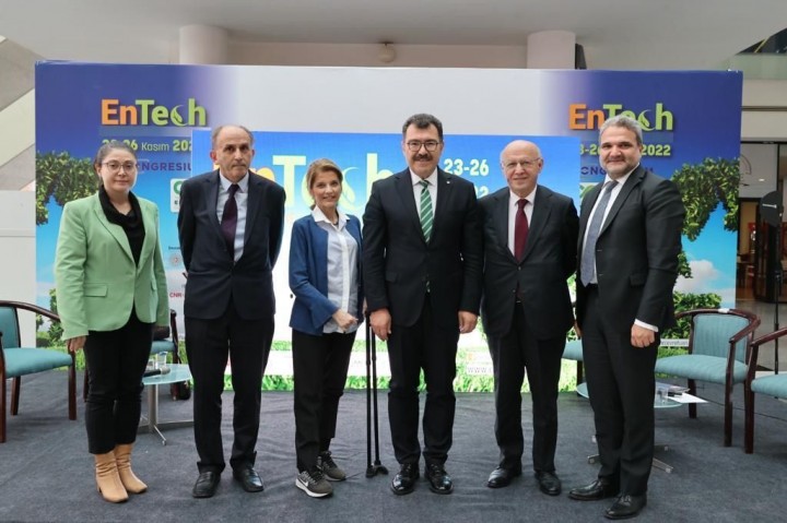 TürkÇimento CEO'su Volkan Bozay "Bilim ve Teknoloji Temelli Yeşil Büyüme" Paneli'nde Konuştu