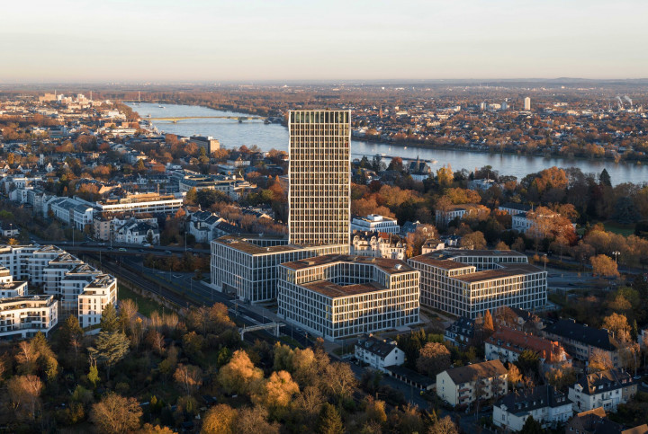 Bonn'da Yeni Sürdürülebilir Ofis Kompleksi