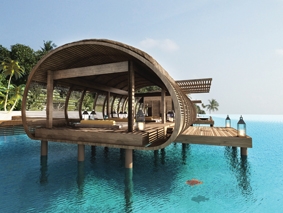 Maldivler'de Çevre Dostu Mimarlık İfadesi: Maldives Ga(D)akoshibee