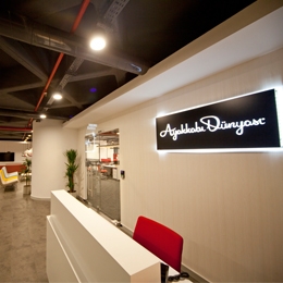 ​Ayakkabı Dünyası, Lamp 83 İle Aydınlanıyor…