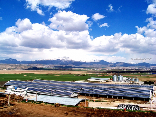 ​Yingli Solar Panelleri Kayseri Saray Çiftliği’nin Çatısında