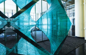 Cam Duvar Prototipi İle Transparanlığın Tektoniği