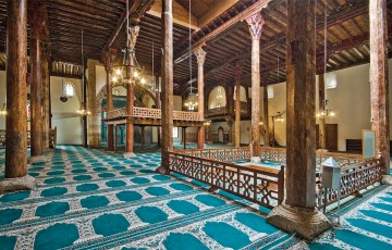 ​Eşrefoğlu Camii​: Anadolu’daki Ahşap Direkli Camilerin En Büyüğü​