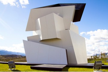 Dış Cephelerde Yeni Dönem: Dekton