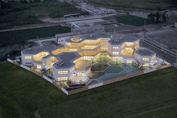 Doğaya Dokunurken Gelenekten Ayrılmayan Avlular