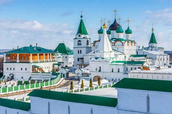 Rusya Manastır Örnekleri