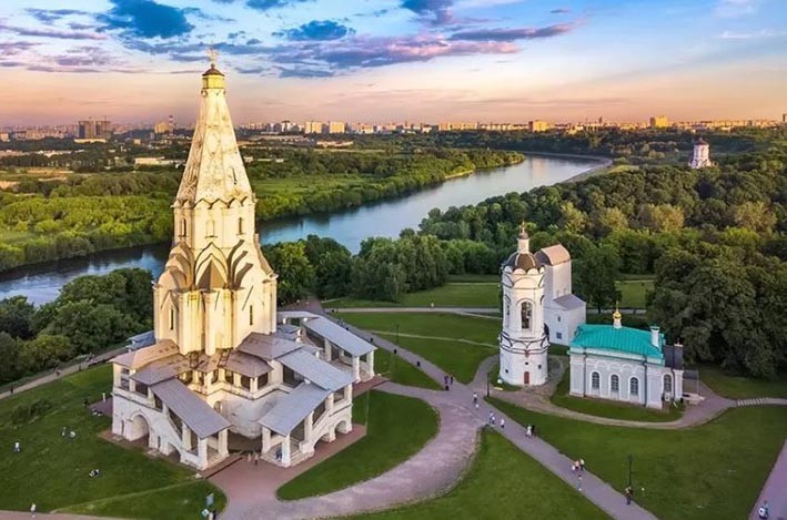 Rusya'da Kiliselerin Tarihi