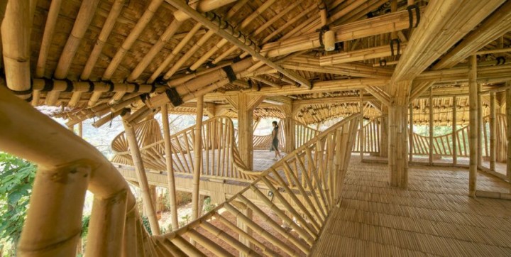 Tamamen Bambudan Yapılmış Çarpıcı Bir Yapı