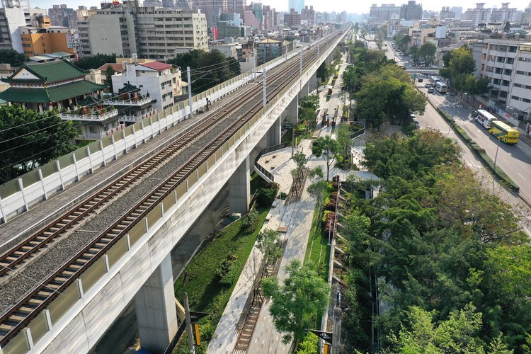 Demiryolu İzlenim |