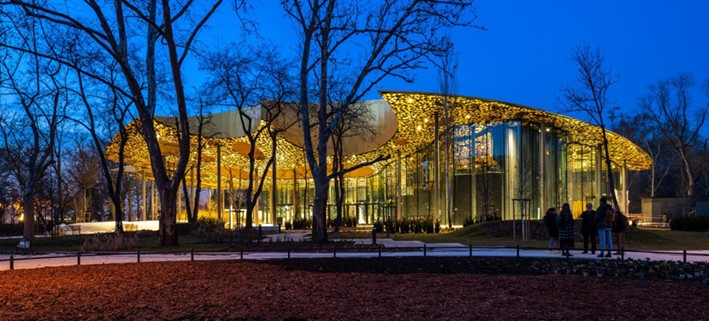 Oval Müze Örnekleri