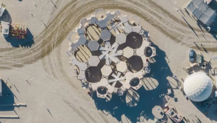 Burning Man'de Derin Çöl Tasarımlarını Gösteren 11 Kurulum