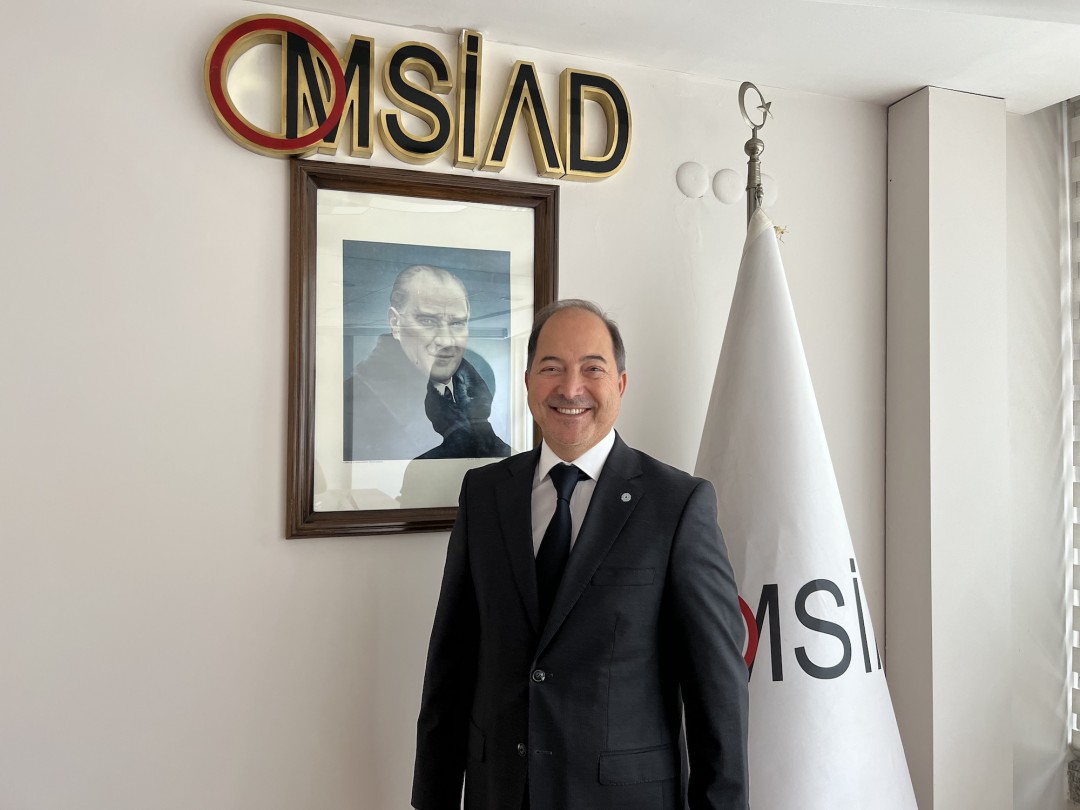 Sempre Ofis Mobilyaları’nın sahibi olan Murat Özkardeş