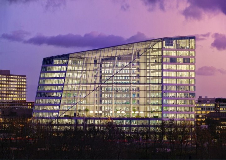 10 Seçilmiş Proje Dünyanın En Sürdürülebilir Ofis Binaları
