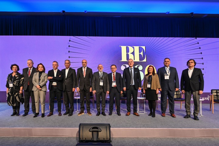 Gayrimenkul Sektörü "Yeni Yüzyılda Türkiye'den Globale" Teması İle Buluştu