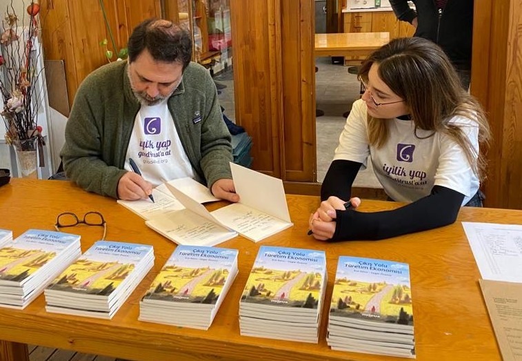 Çıkış Yolu Türetim Ekonomisi