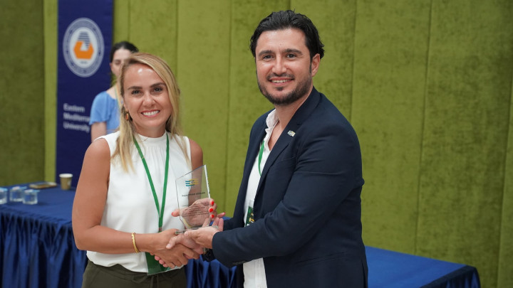 Form Endüstri Ürünleri Firması İş Geliştirme Müdürü Pınar Gürler Sürdürülebilir Enerji Kullanımına Dikkat Çekti