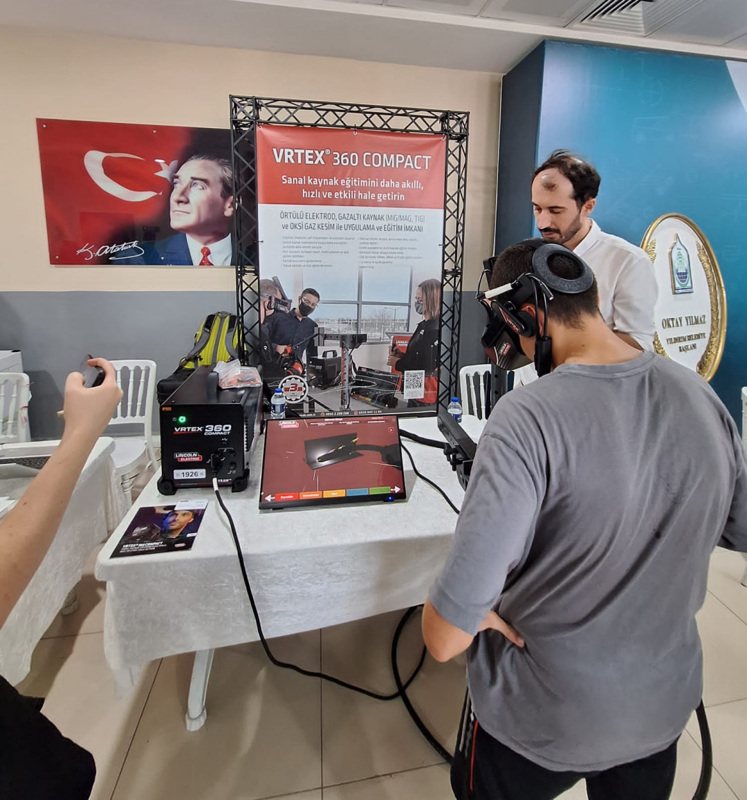 Lincoln Electric VRTEX 360 Compact Sanal Kaynak Lincoln Electric VRTEX 360 Compact Sanal Kaynak