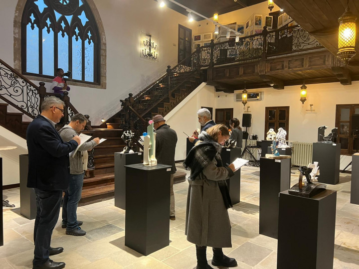 Hasarlı Ürünlerden Sanat Eserleri Oluşturdular