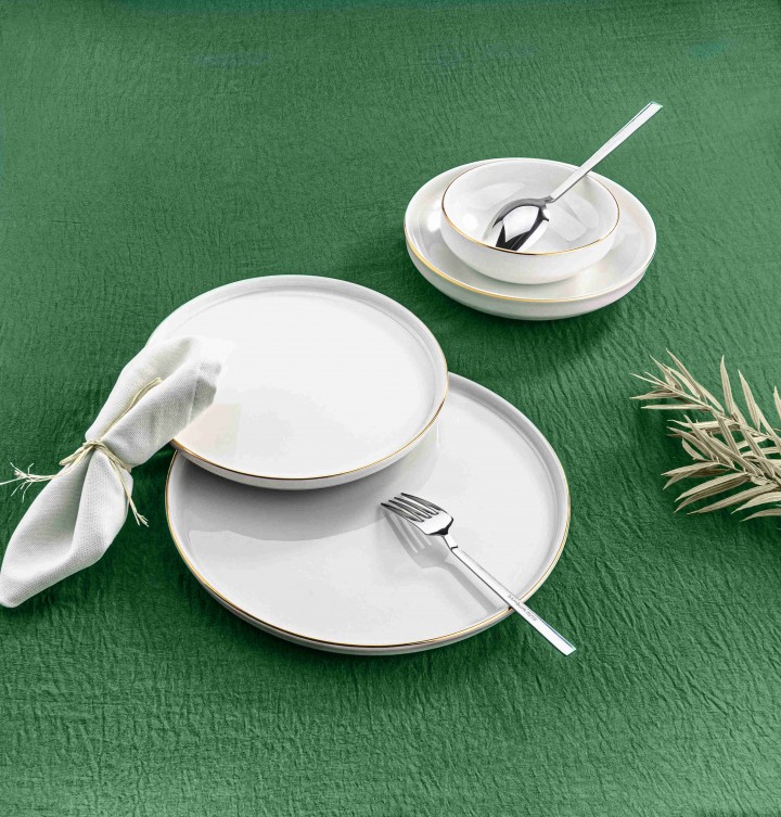 Lezzeti ve Renkleri Öne Çıkaran Yemek Takımı