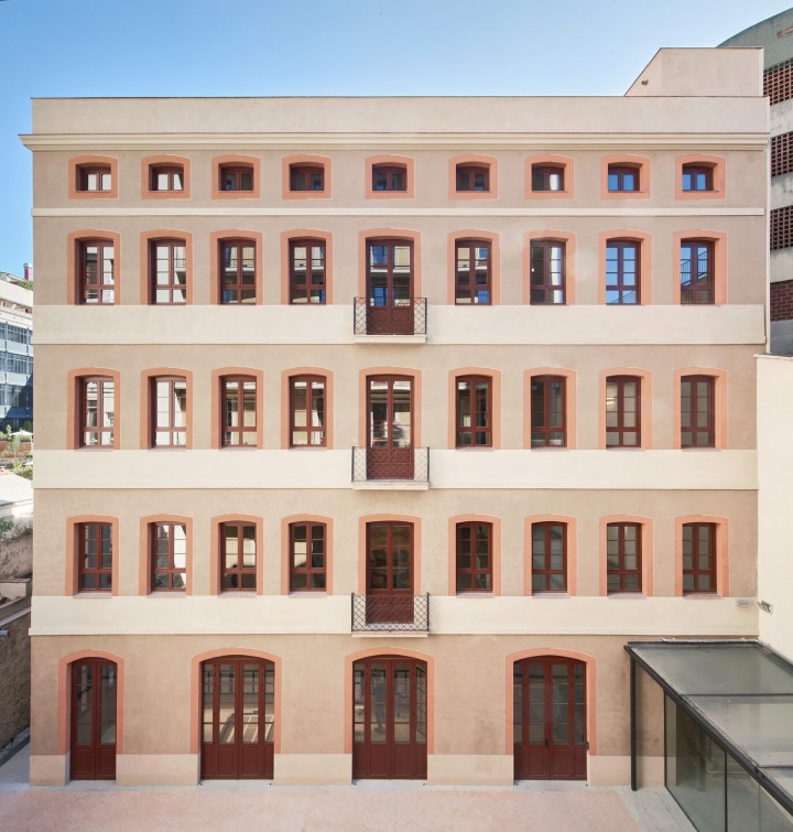 İspanya'nın İlk Akıllı ve Sürdürülebilir Binası