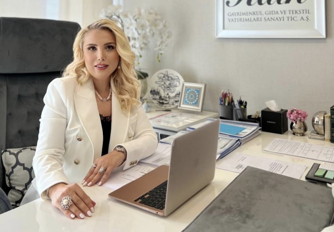 Kain Gayrimenkul Kurucusu ve Yönetim Kurulu Başkanı Ebru Kain Kain Gayrimenkul Kurucusu ve Yönetim Kurulu Başkanı Ebru Kain