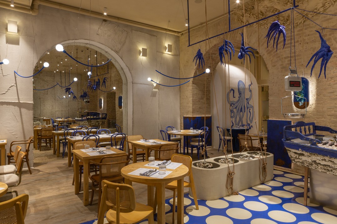 Kaspiyka Bir Sahil Restoranı