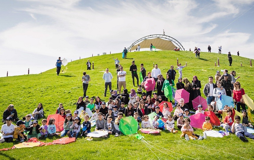 Marshall, 23 Nisan kapsamında depremzede çocuklara uçurtma etkinliği düzenledi