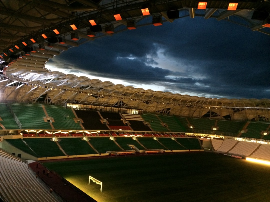 Soğuk Havalarda Stadyum Tribünlerinde Konfor Şartları Nasıl Sağlanıyor?