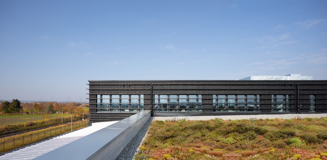 Sürdürülebilir Biçimde İnşa Edilmiş Yeni Bir Fabrika ve Ofis Binası