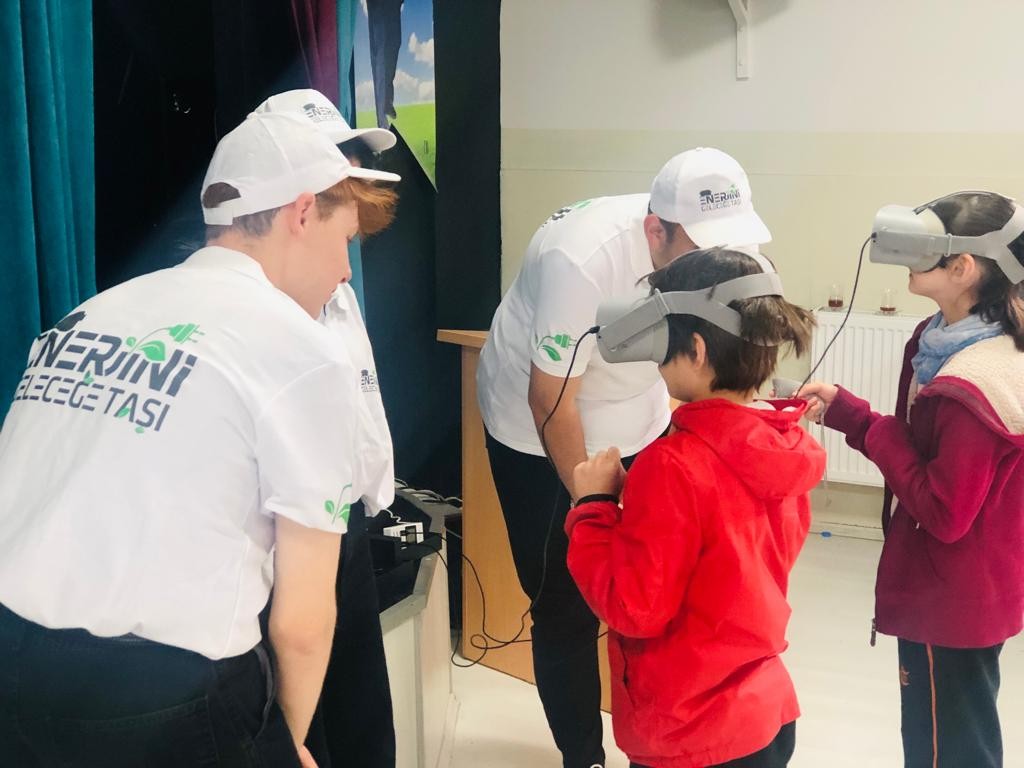 UEDAŞ VR Teknolojisi İle Enerjisini Geleceğe Taşıyor