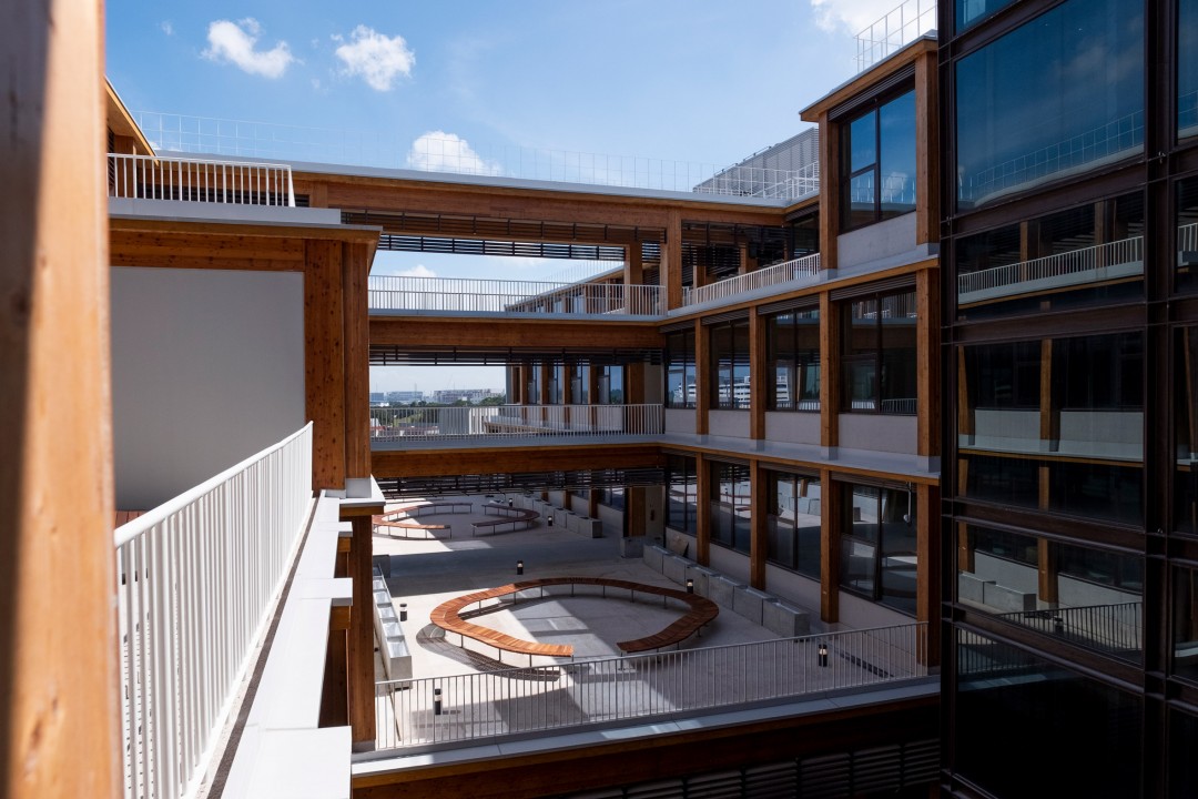 Asya'daki Sürdürülebilir En Büyük Ahşap Yapı