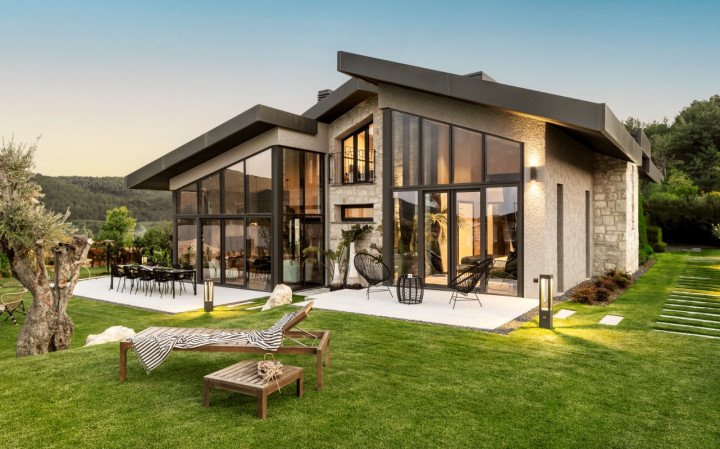 MESA Urla Kekliktepe’de Teslimler Başladı