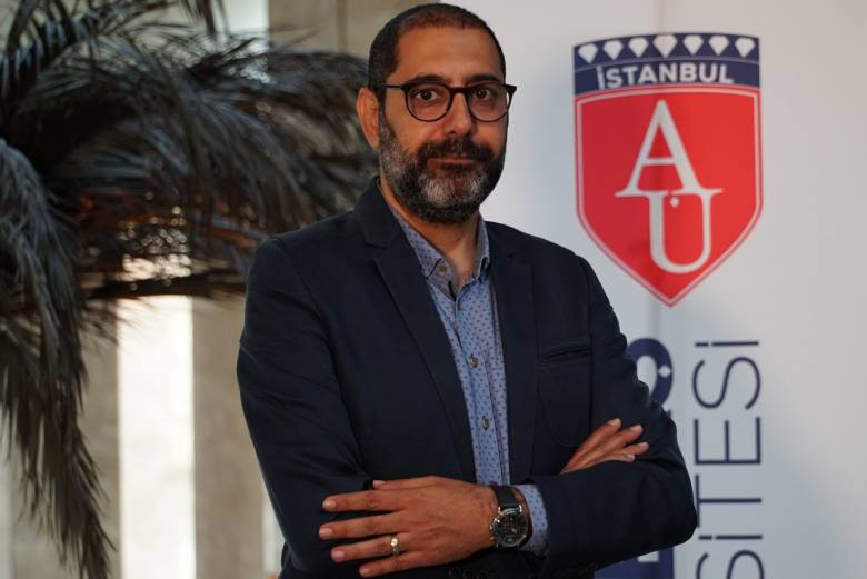 Doç. Dr. Sepanta Naimi Doç. Dr. Sepanta Naimi