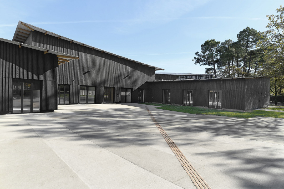 Pierre-Paul Bernard stadyumu Pierre-Paul Bernard stadyumu