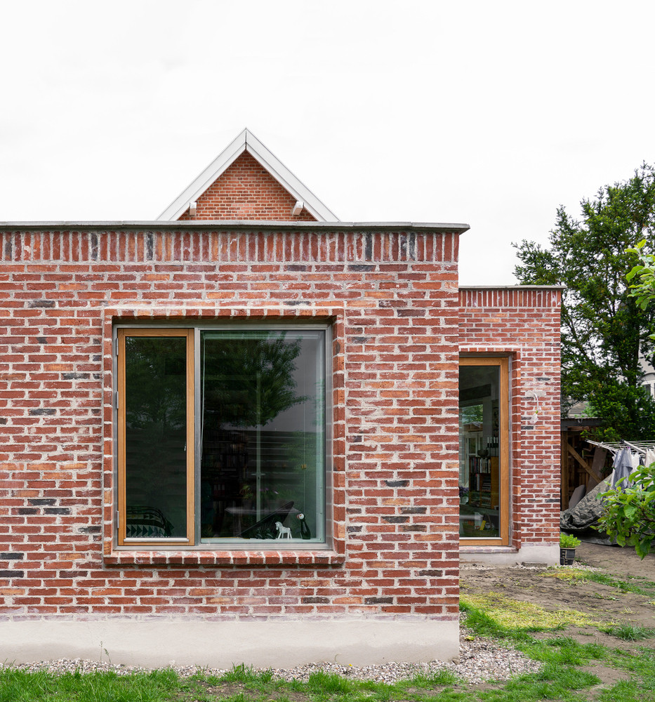 House for a Grandmother House for a Grandmother