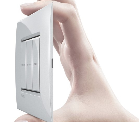 Livinglight Anahtar-Priz Serisiyle Estetik ve İşlevselliğin Uyumu