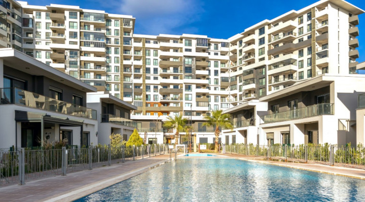 "2025'te Projeleri Teslim Edeceğiz"