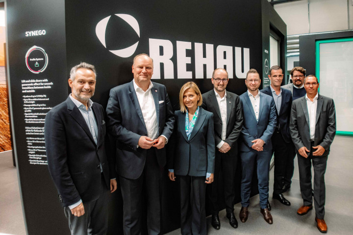 REHAU Pencere Çözümleri ELVIAL ile Gücünü Birleştiriyor