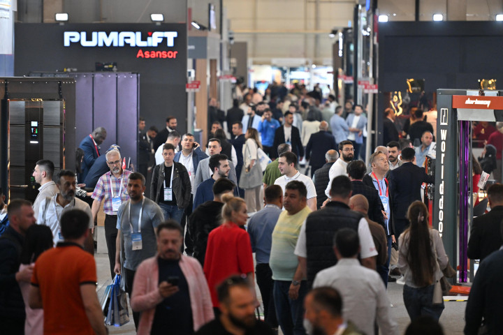 Asansör İstanbul Ziyaretçilerini Ağırladı