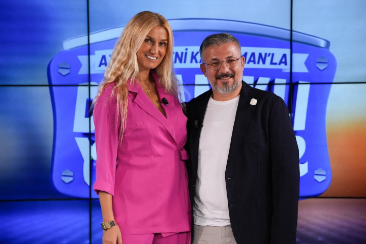 İstanbul’un Kalbinde Tıkırdayan Saat