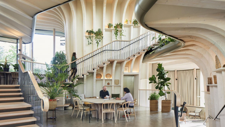 Güneşi İçeri Davet Etmek: Doğal Işığın Mimarideki Gücü