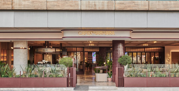 Kentin Kalbi Cafe Marmara'da Atıyor