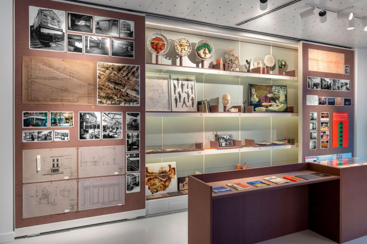 Theo Crosby’nin “100 Hayat” Sergisi