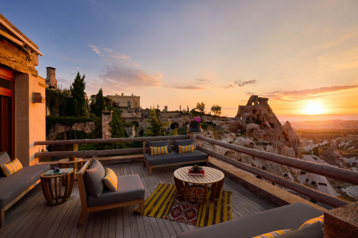 Argos in Cappadocia, LHW Ailesine Katıldı