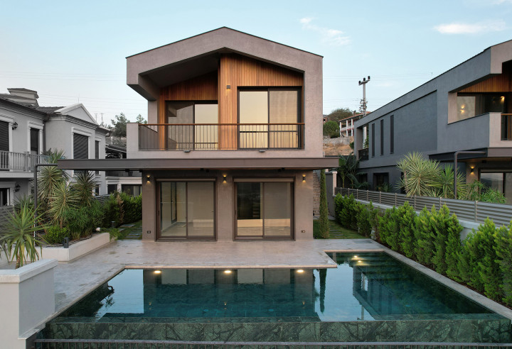 Çeşme’de Sessiz Bir Mimari Dil: Casa Uva