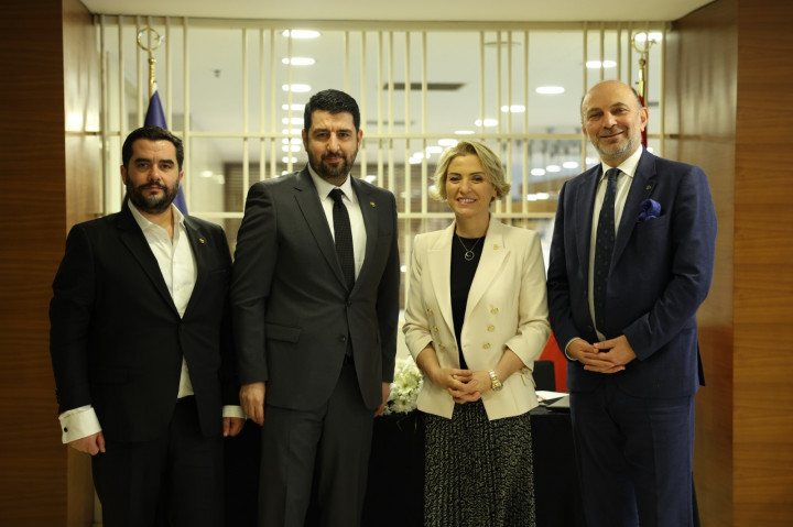 Dedeman Bursa’da Rezidans Dönemini Başlatıyor: İmzalar Atıldı