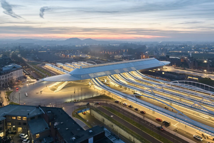 Calatrava’dan Mons’ta Kentsel Köprü