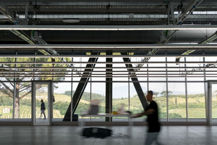 Balenciaga’nın Düşük Karbonlu Fabrikası