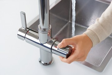 GROHE Red, Tek Dokunuşla Anında Kaynar Su Sağlıyor