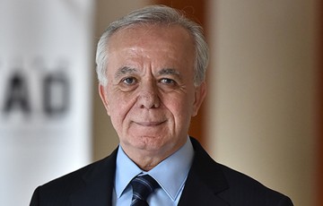 Türkiye İMSAD Başkanı Ferdi Erdoğan: “Damlaya Damlaya Göl Kurur”